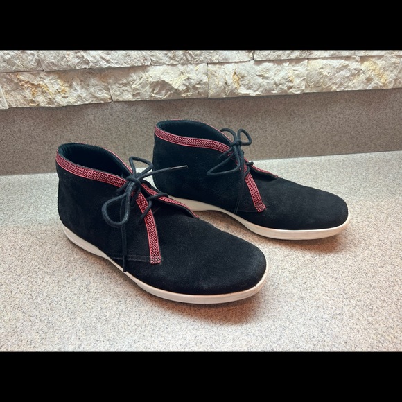 Clarks Men\'s Size 8 Womens 10M Black Suede Boots w/Red Trim main image 5